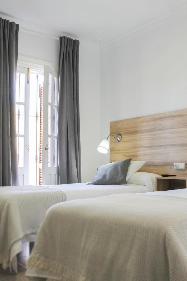El Cuervo  Hotel Restaurante Via Sevilla - Cadiz By Ma 22 Puntos מראה חיצוני תמונה