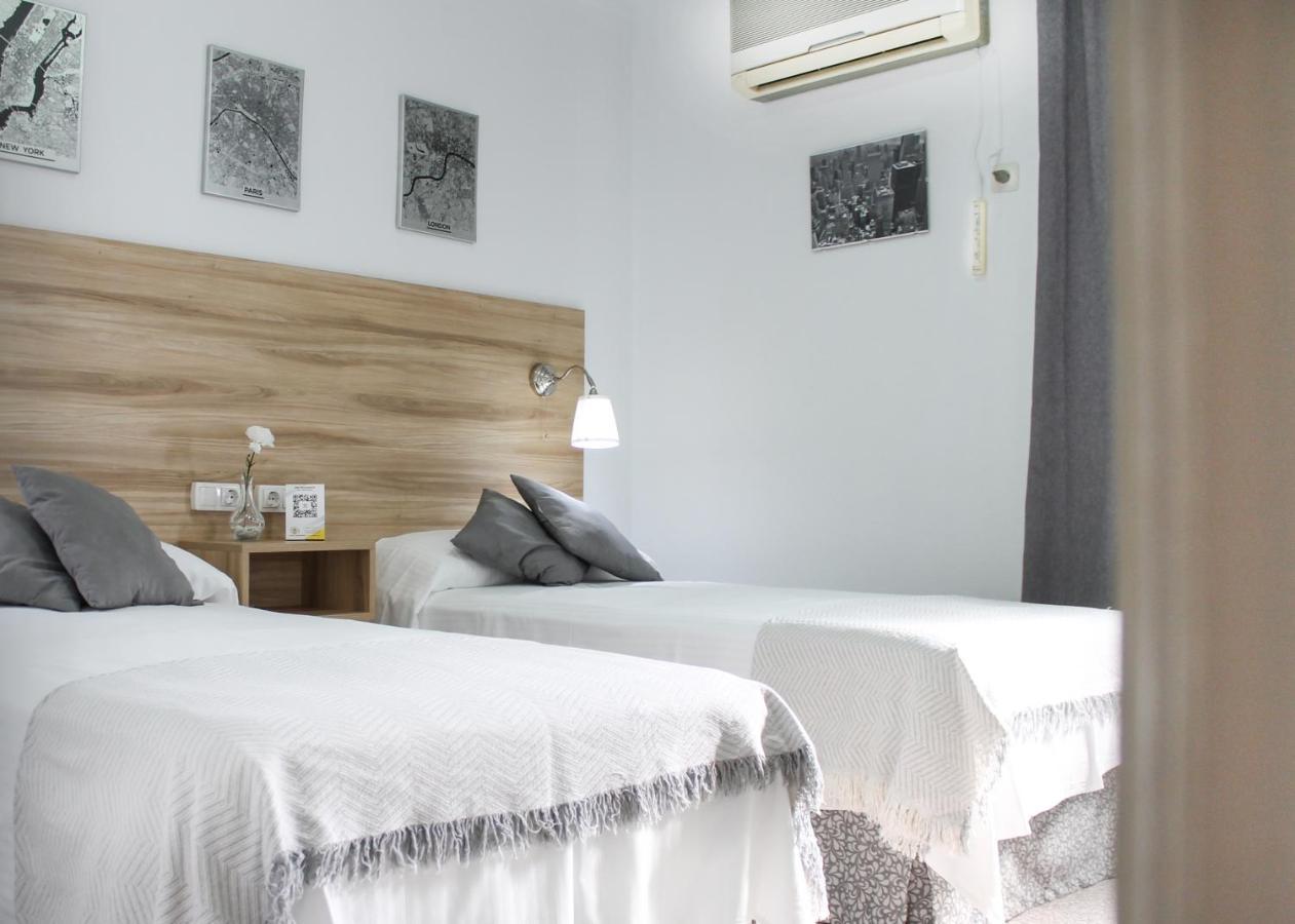 El Cuervo  Hotel Restaurante Via Sevilla - Cadiz By Ma 22 Puntos מראה חיצוני תמונה
